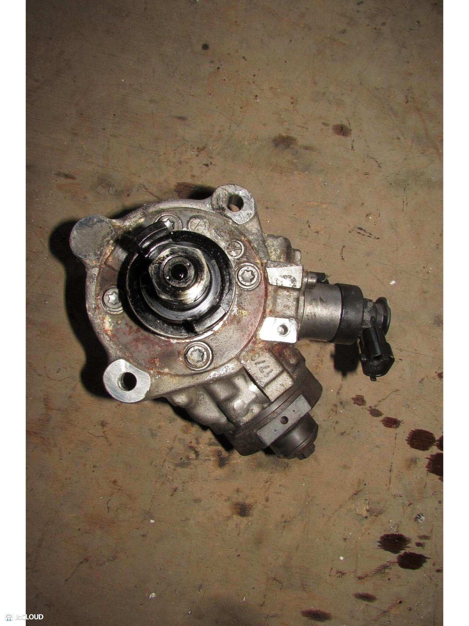 Тнвд MITSUBISHI CANTER, FUSO FEB50 4P10T 445 010 512 3 ракурс