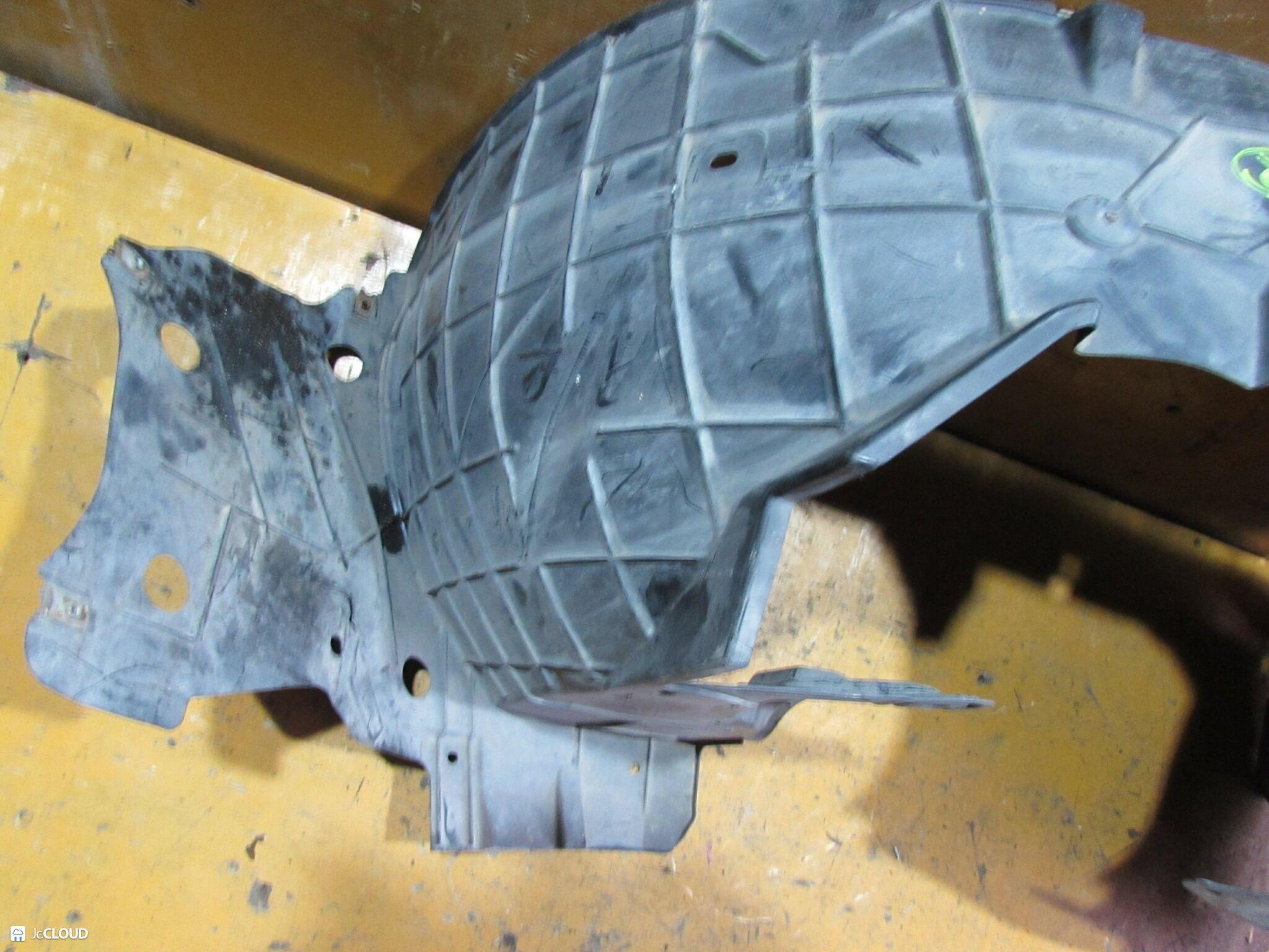Подкрылок правый передний NISSAN AD, WINGROAD VAY12, VY12, VZNY12 63842CV00B 3 ракурс