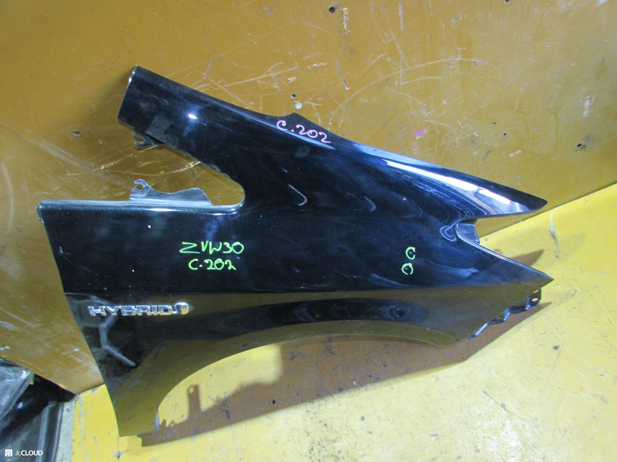 Крыло правое переднее TOYOTA PRIUS ZVW30, ZVW30L, ZVW35 2ZRFXE 5380147050 2 ракурс