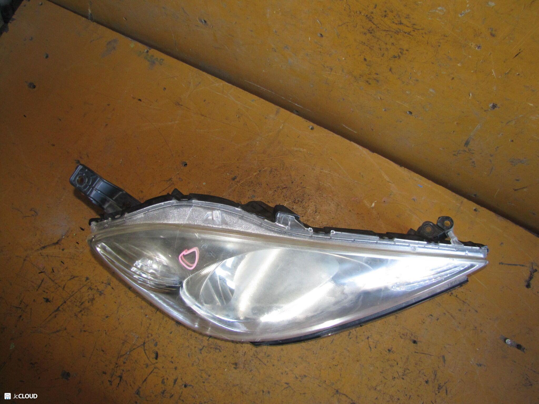 Фара левая передняя HONDA FIT SHUTTLE GG7, GG8, GP2 LDA, L15A P6865 5 ракурс Фара левая передняя HONDA FIT SHUTTLE GG7, GG8, GP2 LDA, L15A P6865 5 ракурс