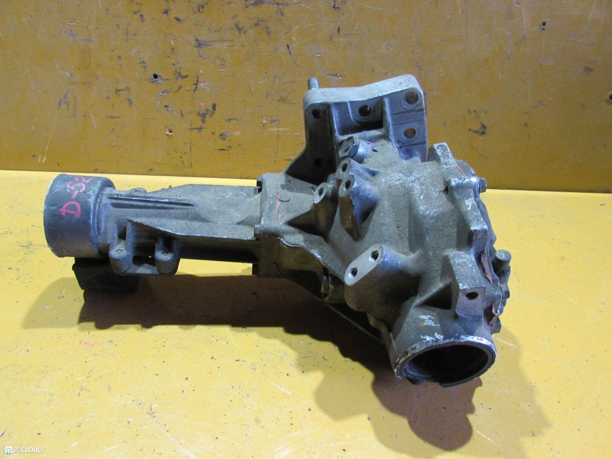 Раздаточная коробка TOYOTA ESTIMA, IPSUM ACR40W, ACM26W 2AZFE 36100-28380 3 ракурс