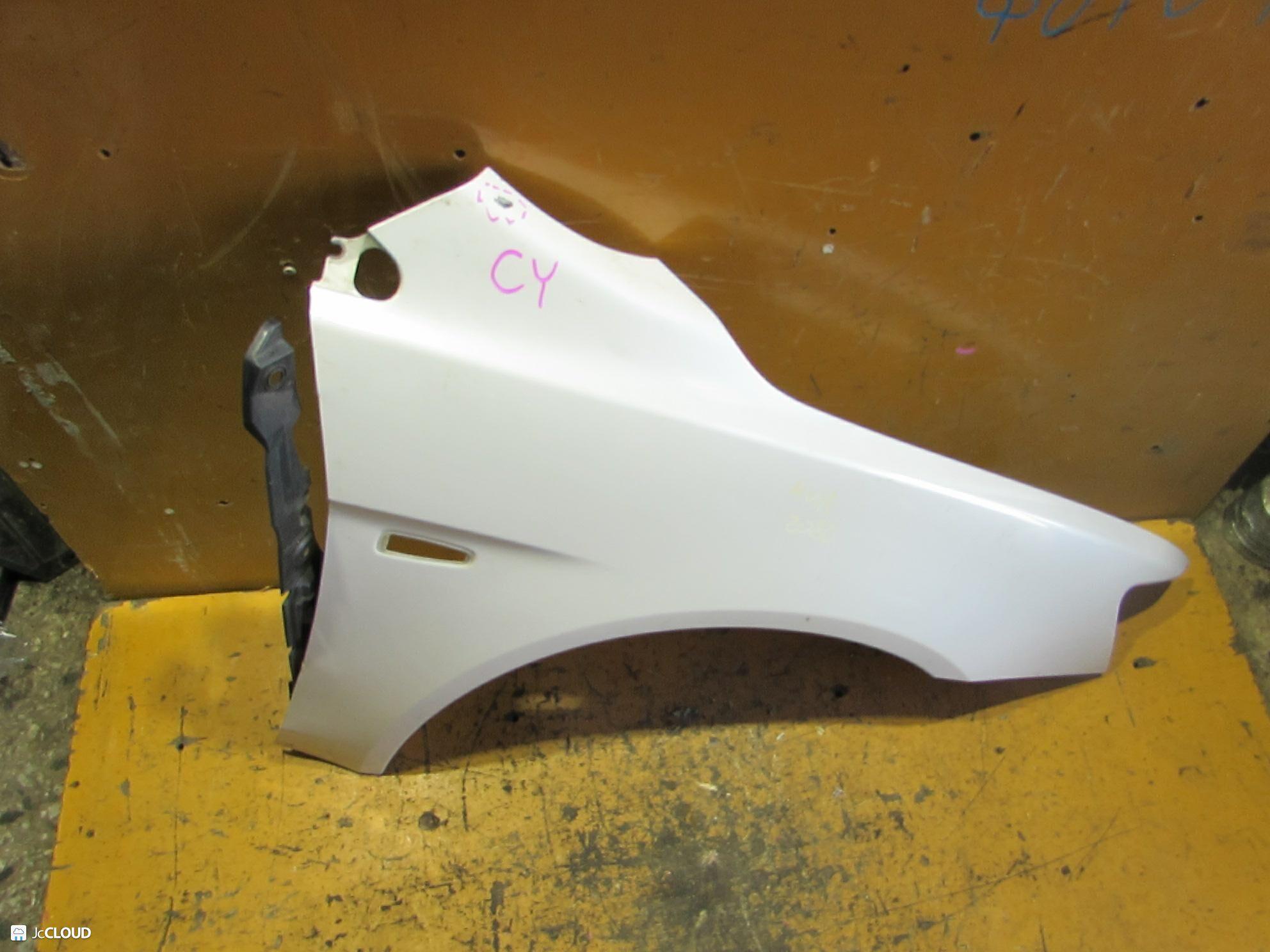 Крыло правое переднее MITSUBISHI GALANT FORTIS CX3A, CX4A, CX6A, CY3A, CY4A, CY6A 4B10, 4B11, 4J10 3 ракурс