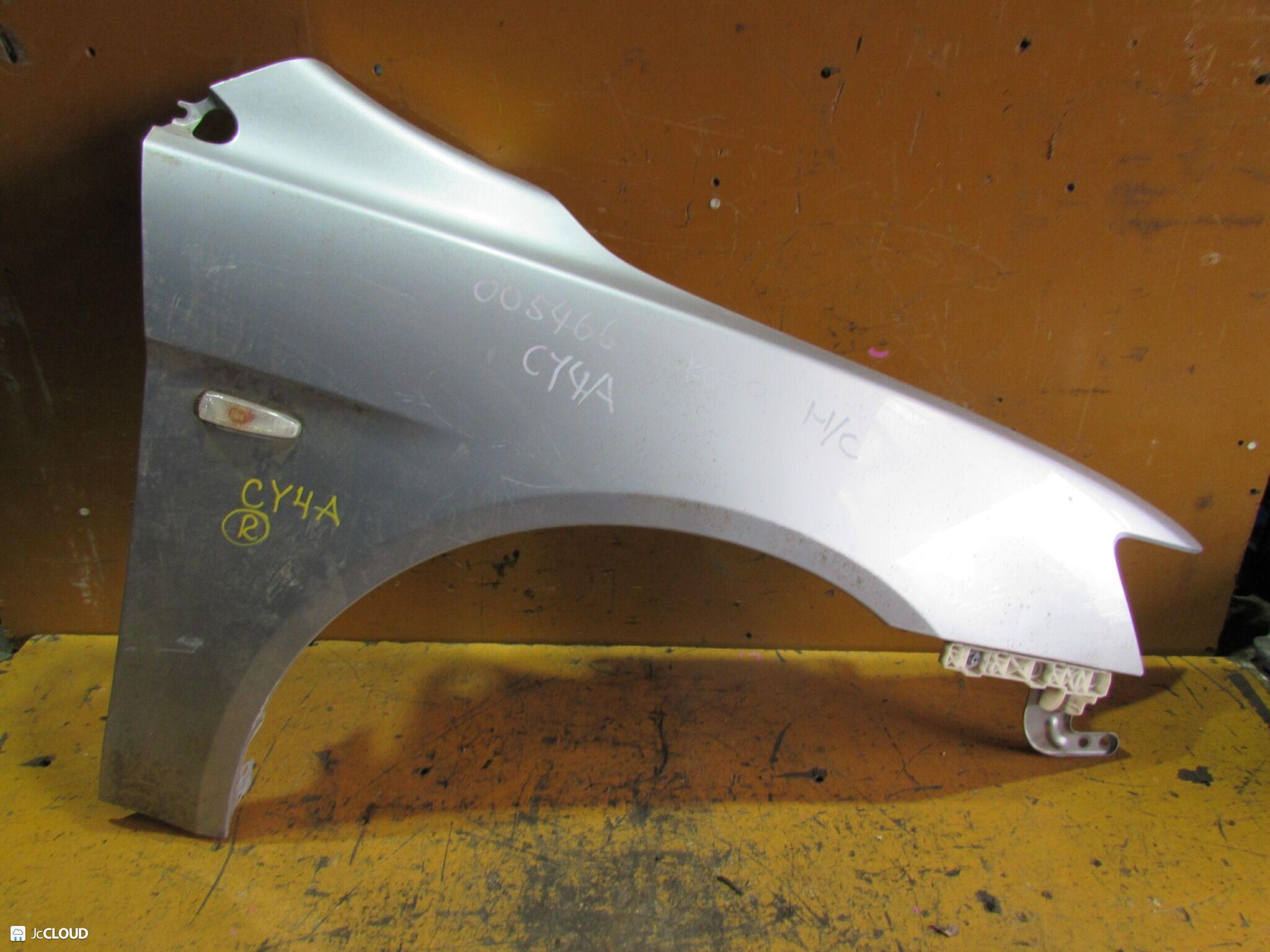 Крыло правое переднее MITSUBISHI GALANT FORTIS CY4A, CX3A, CY2A, CY1A, CX1A, CX2A, CY8A, CX8A, CY9A, CX9A, CX5A, CY5A, CX6A, CX4A, CY3A, CY6A 4B10, 4B11, 4J10 1 ракурс