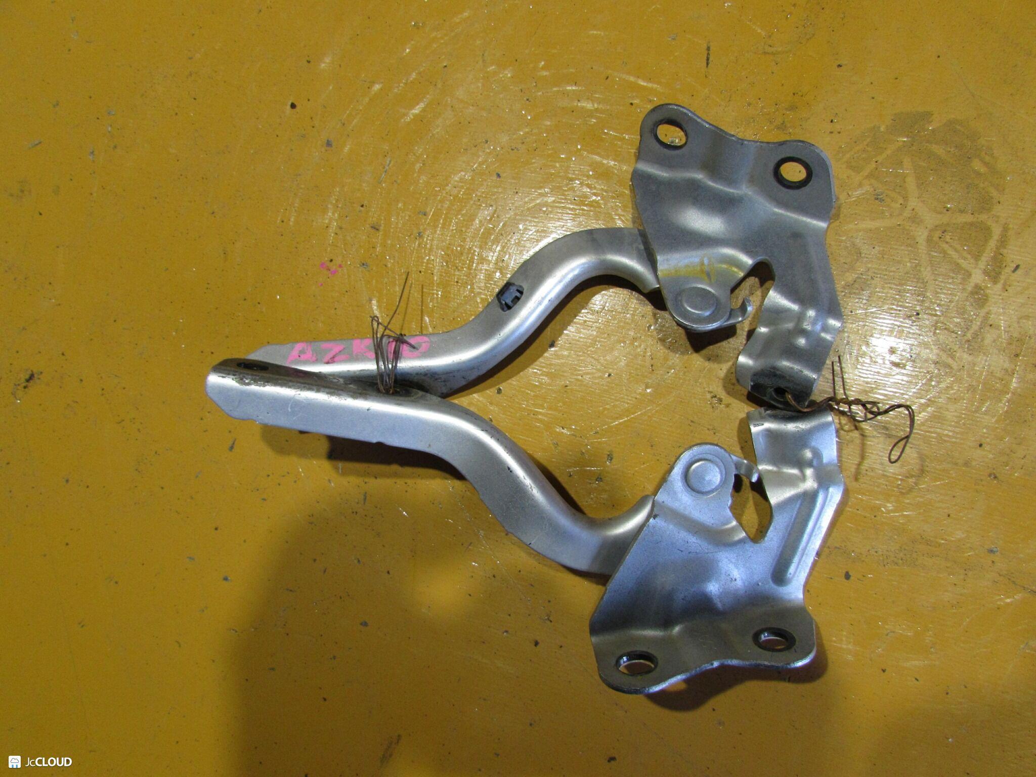 Петля капота TOYOTA SAI AZK10 2AZFXE 5342075020 3 ракурс