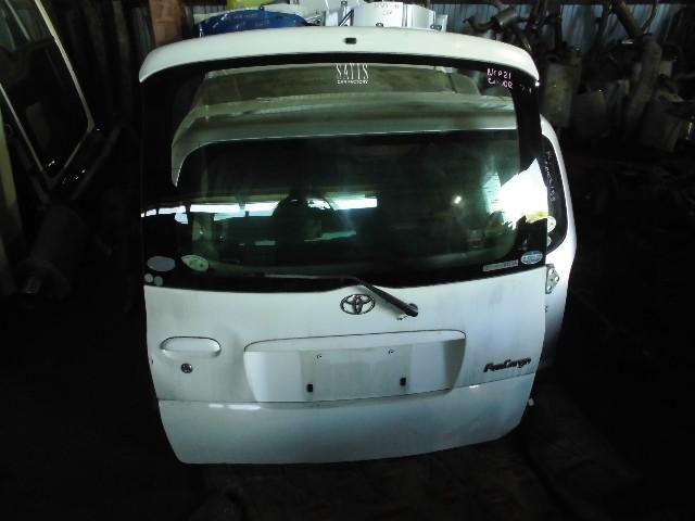 Дверь 5-я  TOYOTA FUNCARGO NCP20 - ,- ,- 1 ракурс