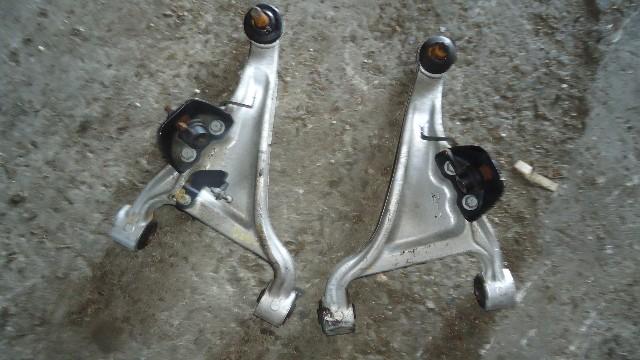 Рычаг правый задний верхний NISSAN ELGRAND TE52 - - 1 ракурс