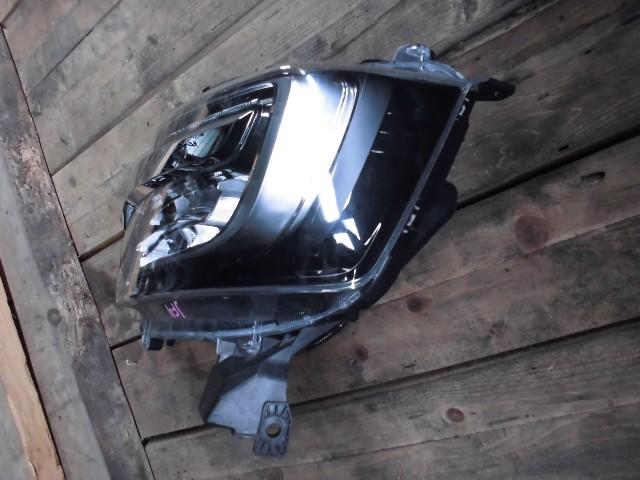 Фара левая HONDA N-BOX JF4 - - 3 ракурс