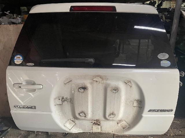Дверь 5-я  SUZUKI ESCUDO TD54W - ,- ,- 1 ракурс