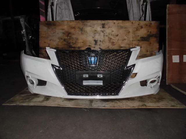 Бампер передний  TOYOTA CROWN AWS210 - ,- ,- 1 ракурс