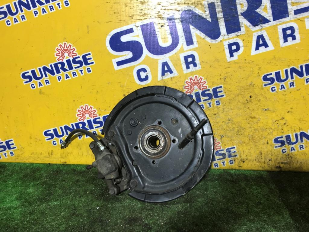 Ступица левая задняя MITSUBISHI GRANDIS NA4W 5 ракурс