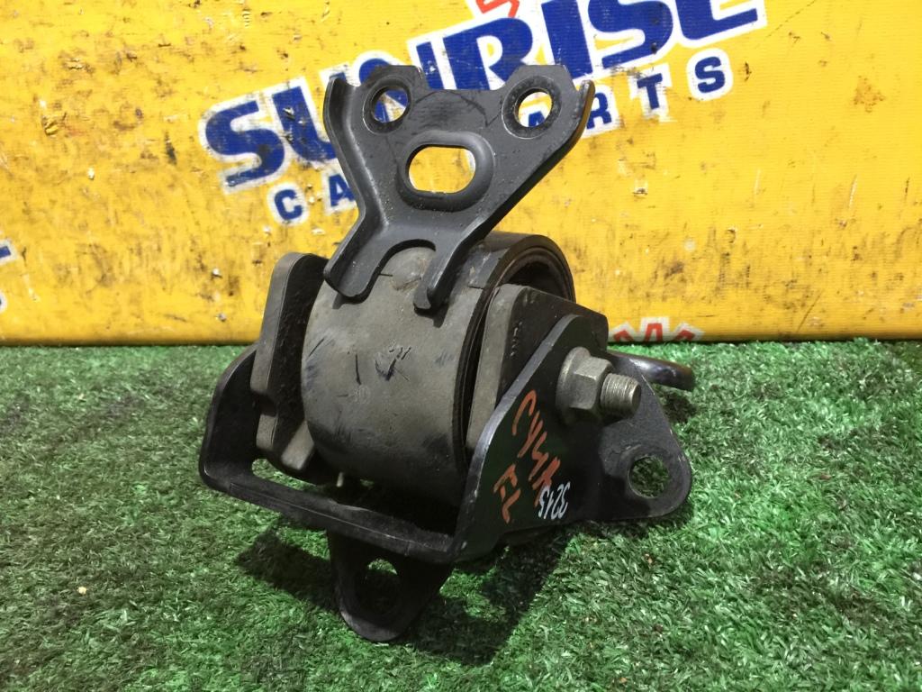 Подушка двигателя левая передняя MITSUBISHI GALANT FORTIS CY4A 2 ракурс Подушка двигателя левая передняя MITSUBISHI GALANT FORTIS CY4A 2 ракурс