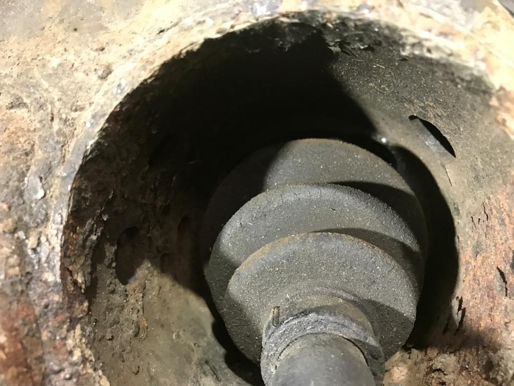 Ступица правая задняя MITSUBISHI GRANDIS NA4W 5 ракурс