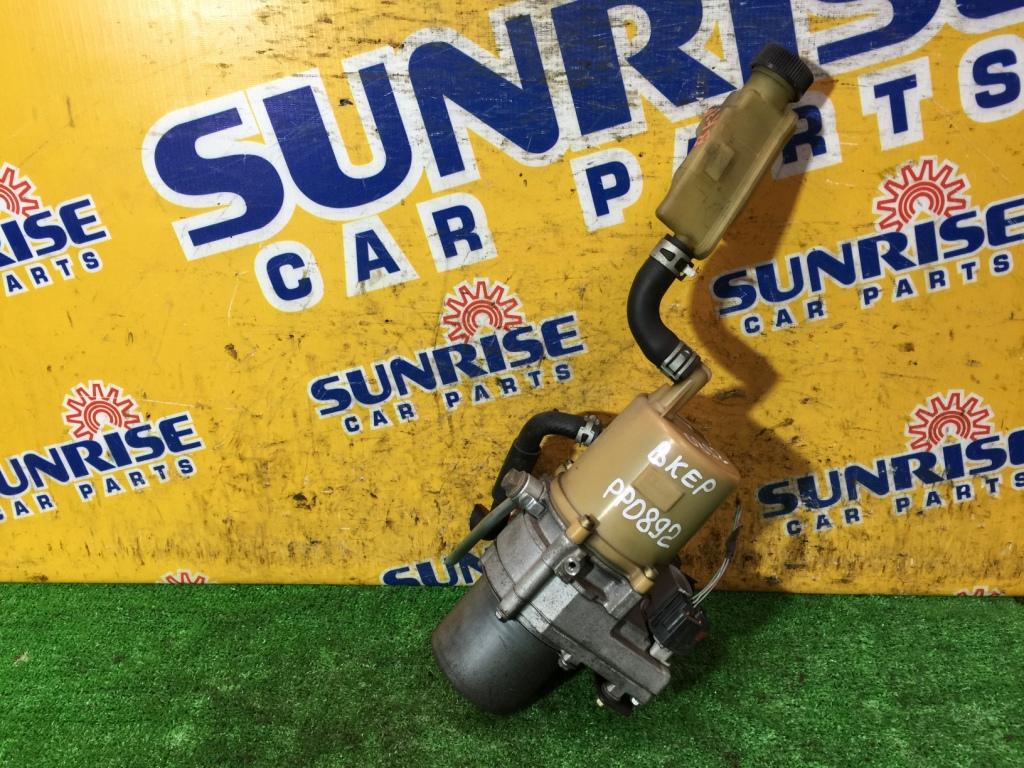 Насос гур  MAZDA AXELA BKEP 1 ракурс