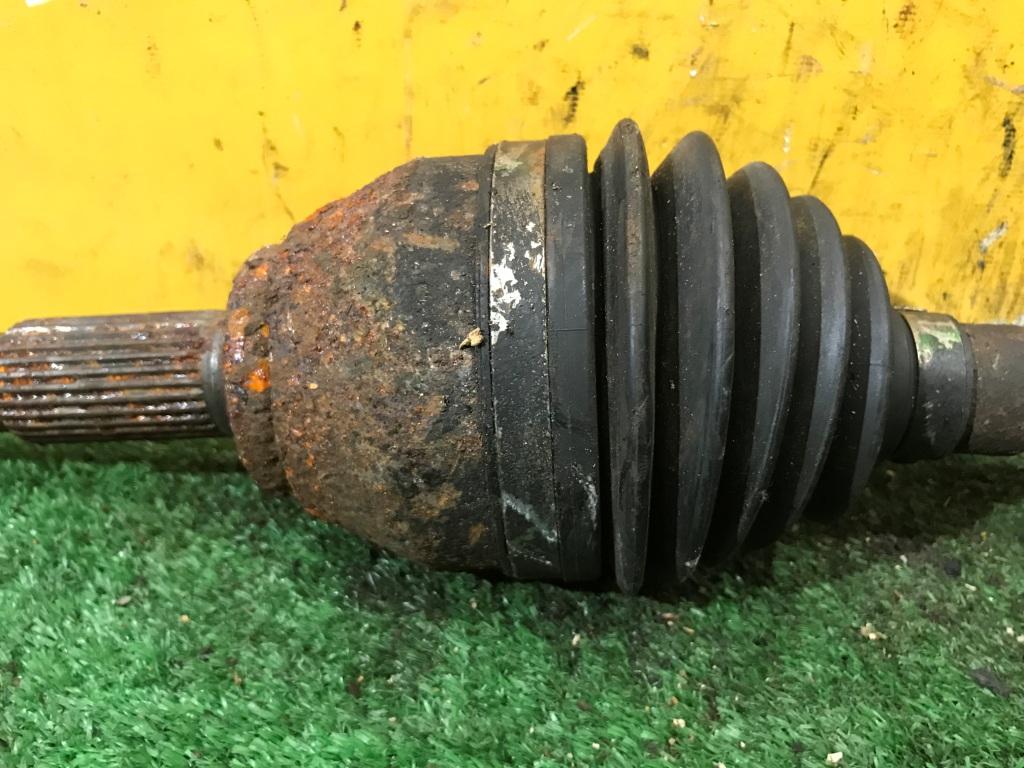 Привод левый передний NISSAN ELGRAND TNE52 2 ракурс