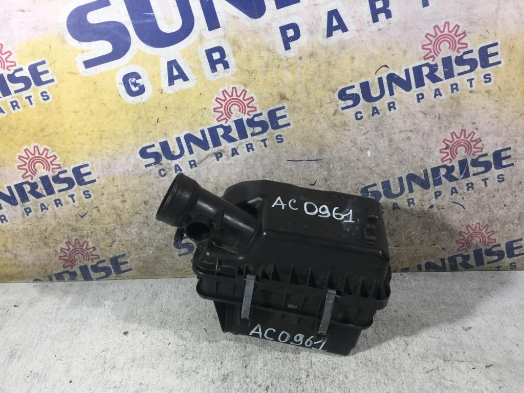 Корпус воздушного фильтра MITSUBISHI GALANT FORTIS CX3A 1 ракурс Корпус воздушного фильтра MITSUBISHI GALANT FORTIS CX3A 1 ракурс