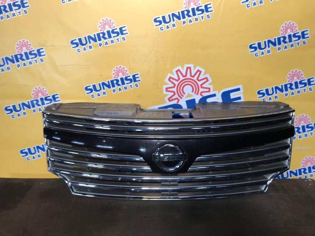 Решетка радиатора NISSAN ELGRAND PE52, PNE52, TE52, TNE52 1 ракурс