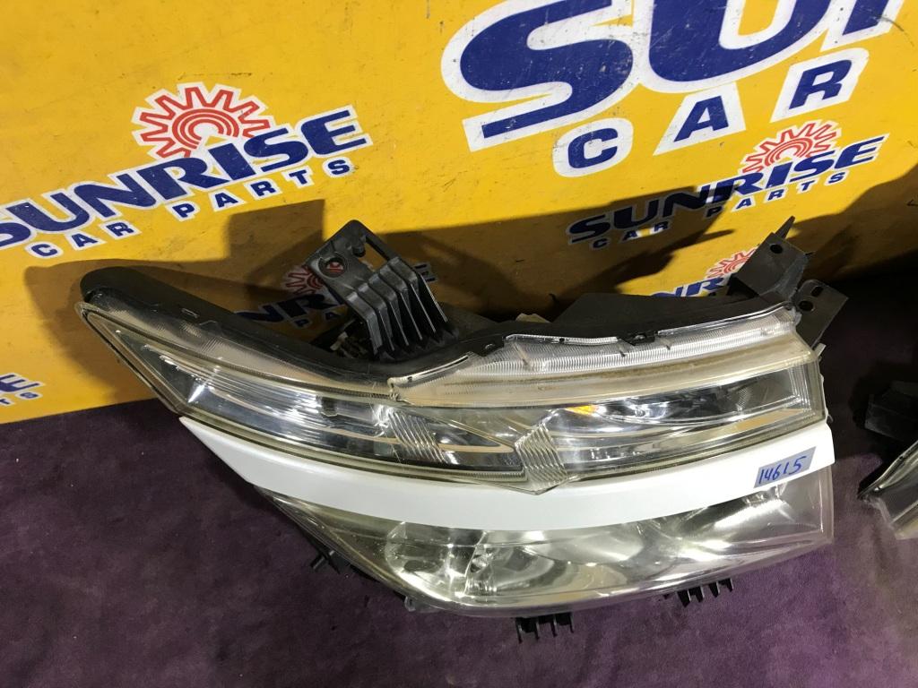 Фара NISSAN ELGRAND E52 10023009 3 ракурс