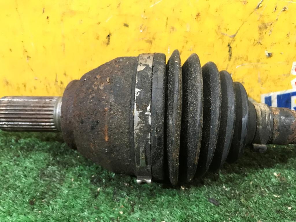 Привод левый передний NISSAN ELGRAND TNE52 2 ракурс