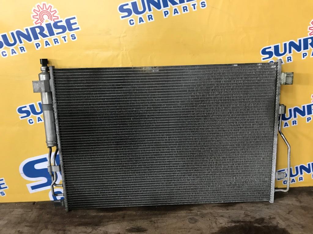 Радиатор кондиционера NISSAN ELGRAND PE52, PNE52, TE52, TNE52 2 ракурс