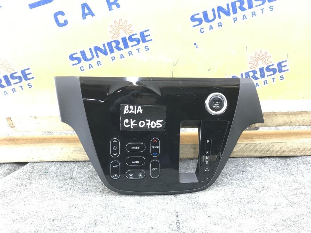 Блок управления климат-контролем NISSAN DAYZ ROOX B21A 7820B043XA 1 ракурс