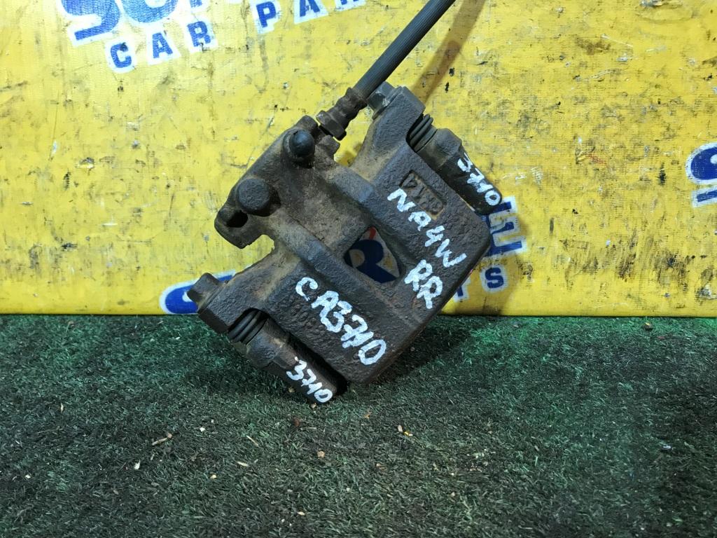 Суппорт правый задний MITSUBISHI GRANDIS NA4W 1 ракурс