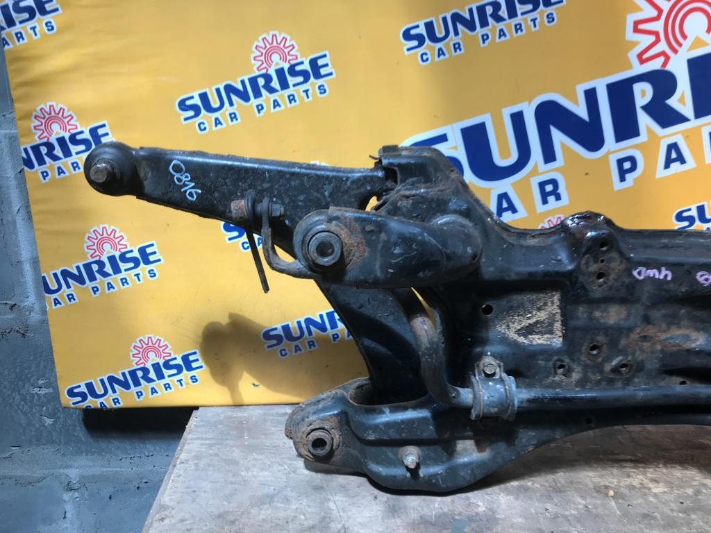 Балка передняя MITSUBISHI GRANDIS NA4W 2 ракурс