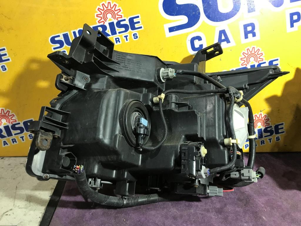 Фара NISSAN ELGRAND E52 10023009 4 ракурс