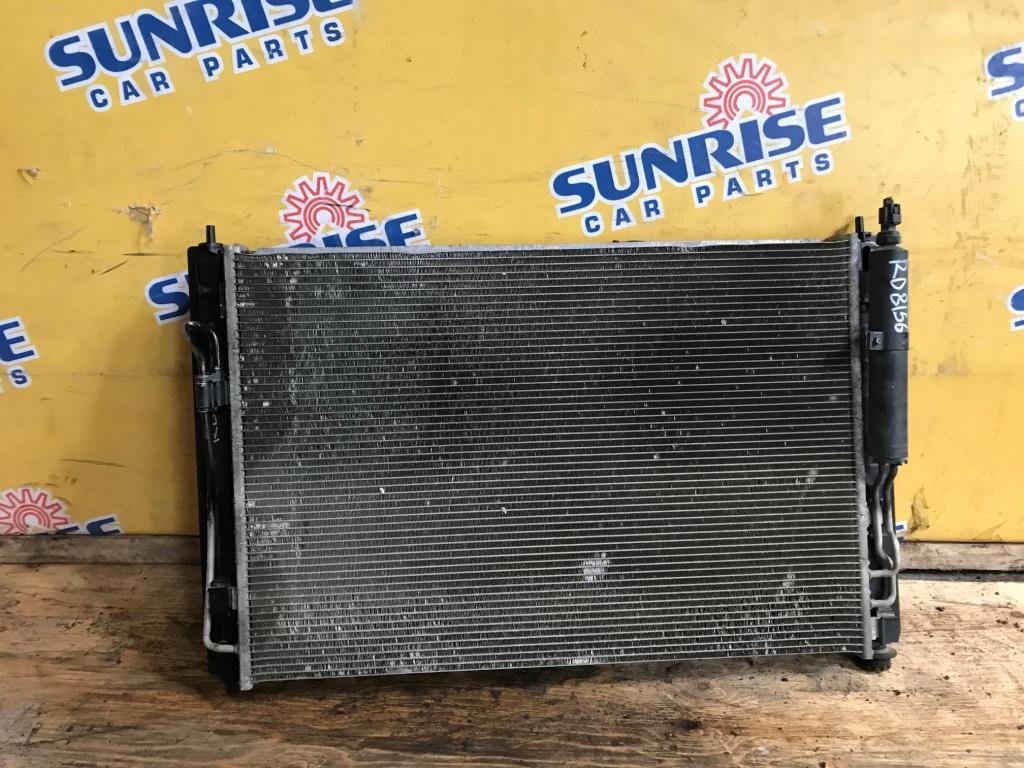 Радиатор NISSAN ELGRAND TNE52 2 ракурс