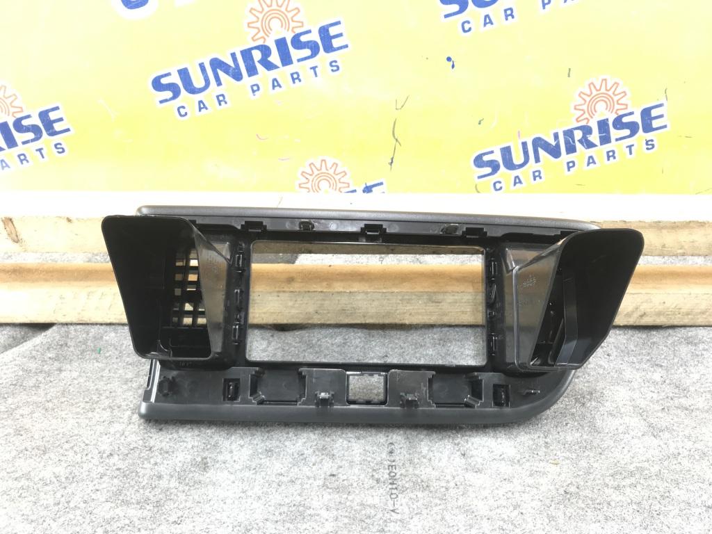 Консоль магнитофона NISSAN DAYZ ROOX B21A 2 ракурс