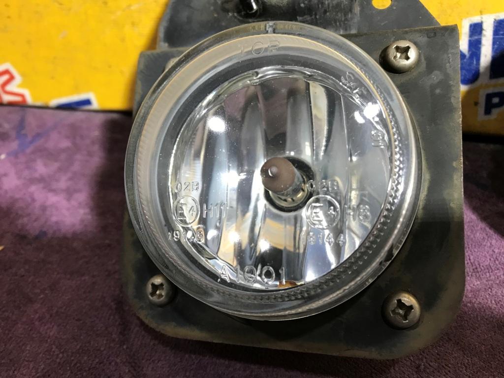 Туманка TOYOTA BB QNC21 2 ракурс