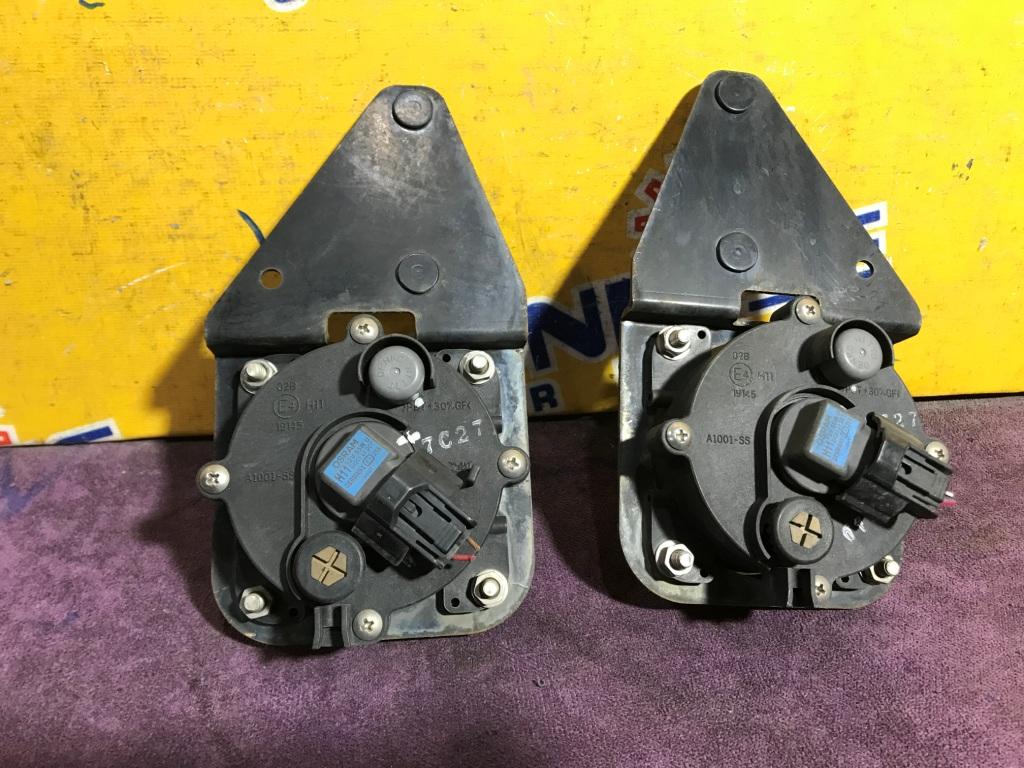 Туманка TOYOTA BB QNC21 3 ракурс