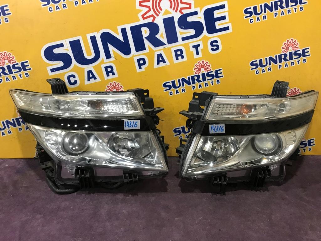 Фара NISSAN ELGRAND E52 10023009 1 ракурс