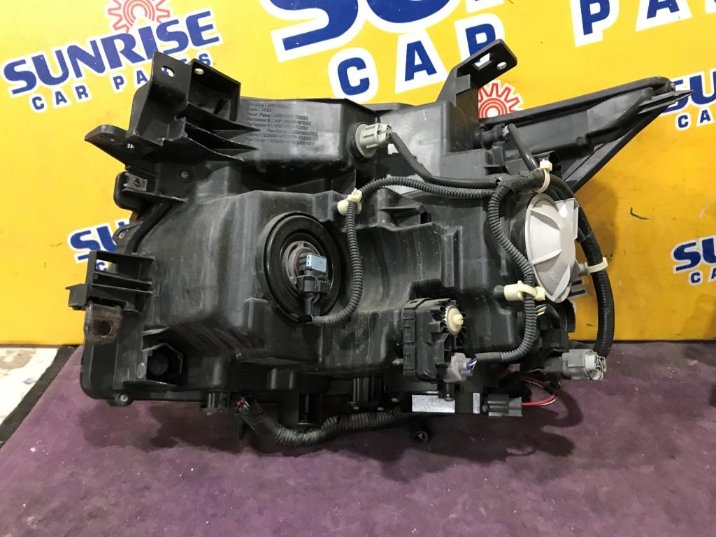 Фара NISSAN ELGRAND E52 10023009 4 ракурс