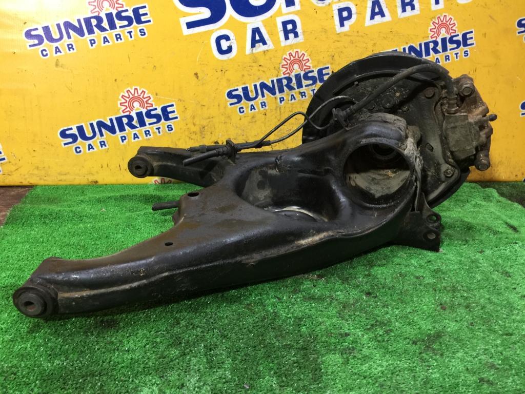 Ступица правая задняя MITSUBISHI GRANDIS NA4W 3 ракурс