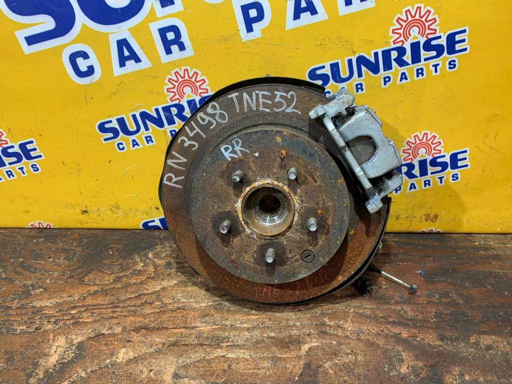 Ступица правая задняя NISSAN ELGRAND TNE52 1 ракурс