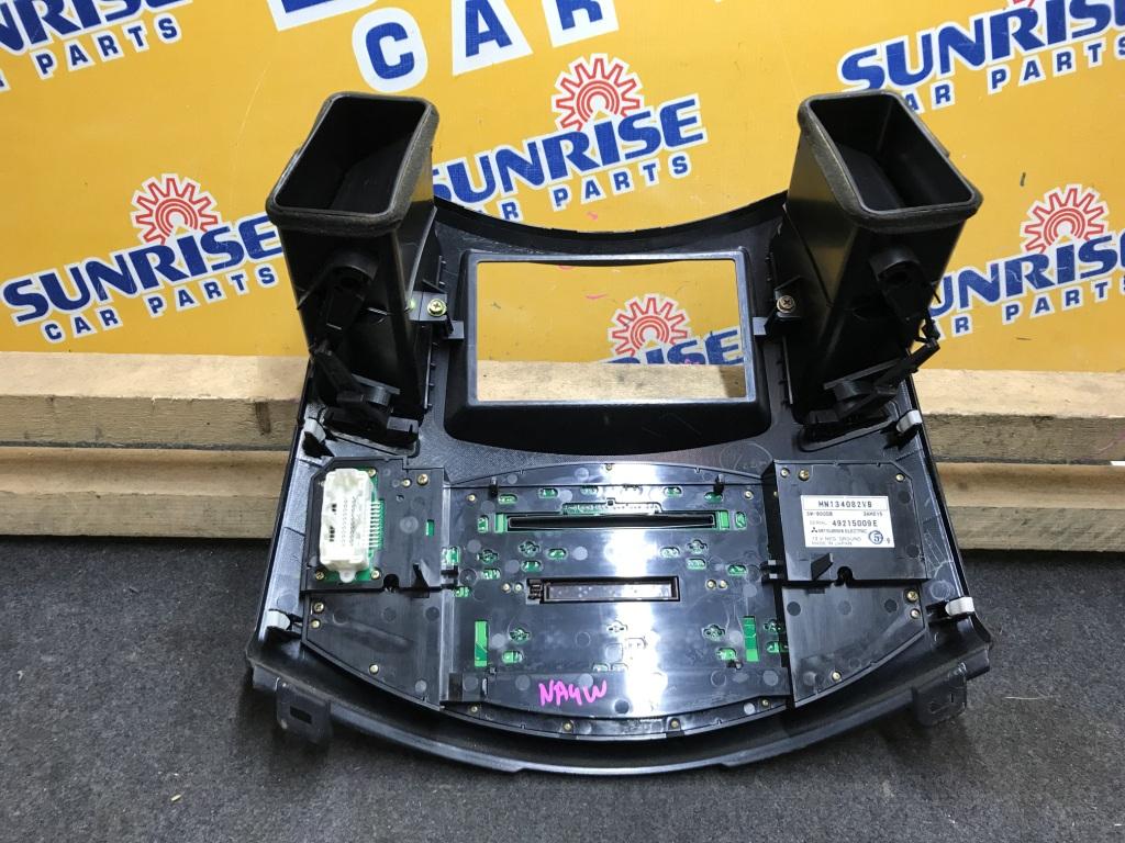 Блок управления климат-контролем MITSUBISHI GRANDIS NA4W MN134082VB 2 ракурс