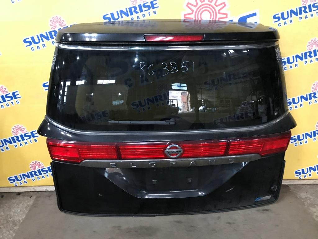 Дверь 5-я NISSAN ELGRAND PE52, PNE52, TE52, TNE52 1 ракурс
