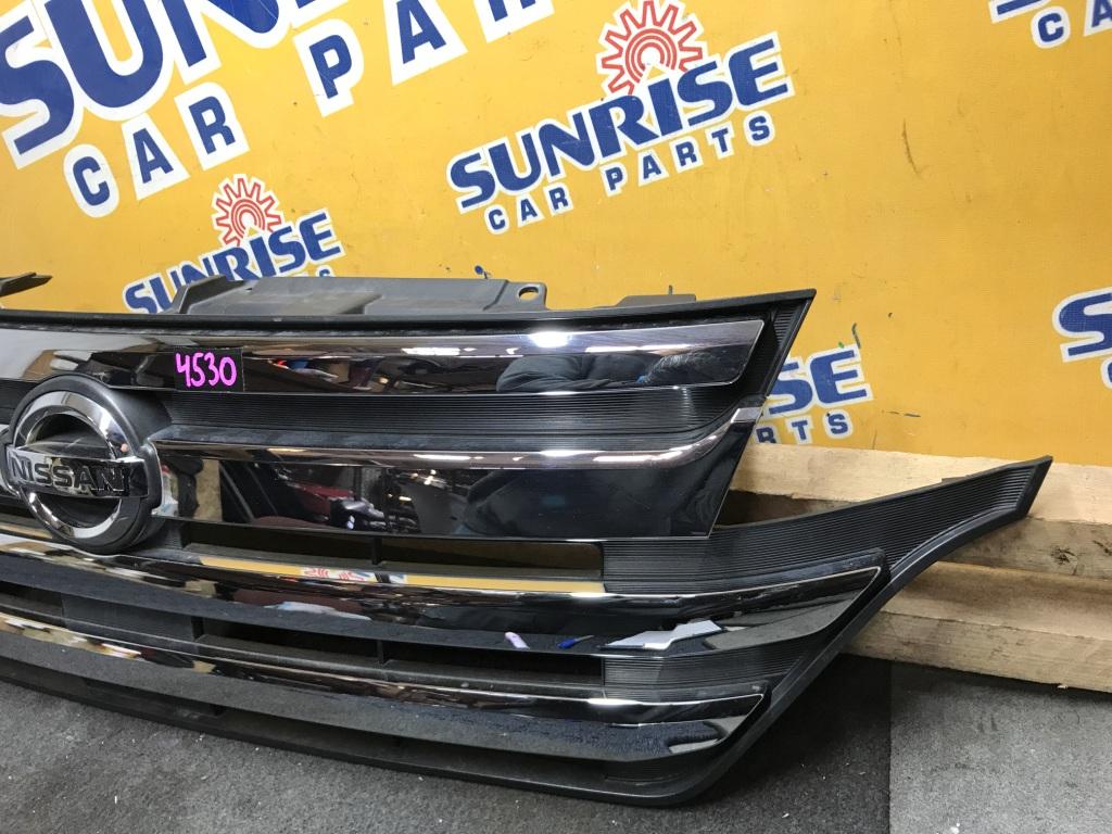 Решетка радиатора NISSAN DAYZ ROOX B21A 4 ракурс Решетка радиатора NISSAN DAYZ ROOX B21A 4 ракурс