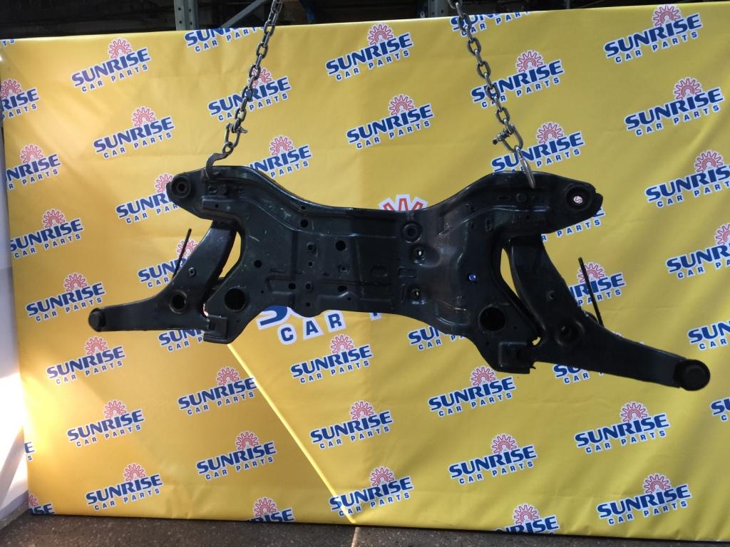 Балка передняя MITSUBISHI GRANDIS NA4W 4 ракурс