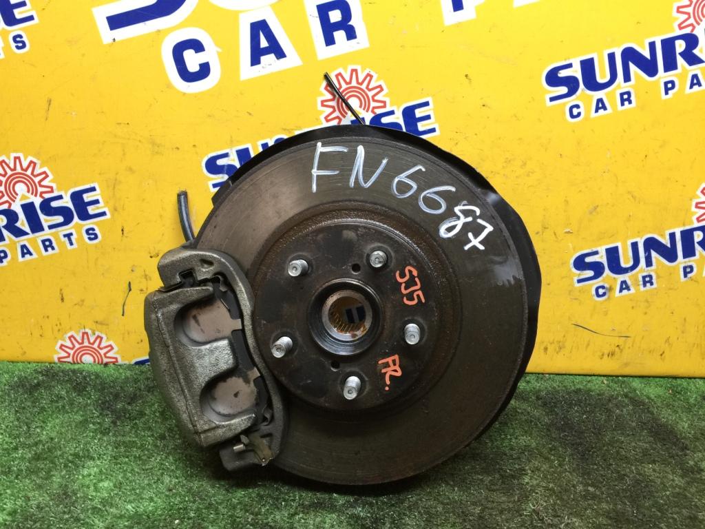 Ступица правая передняя  SUBARU FORESTER SJ5 1 ракурс