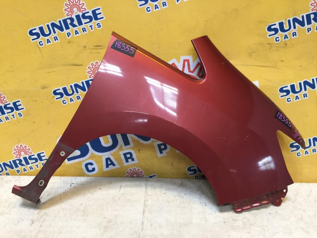 Крыло правое переднее  NISSAN SERENA C26 1 ракурс