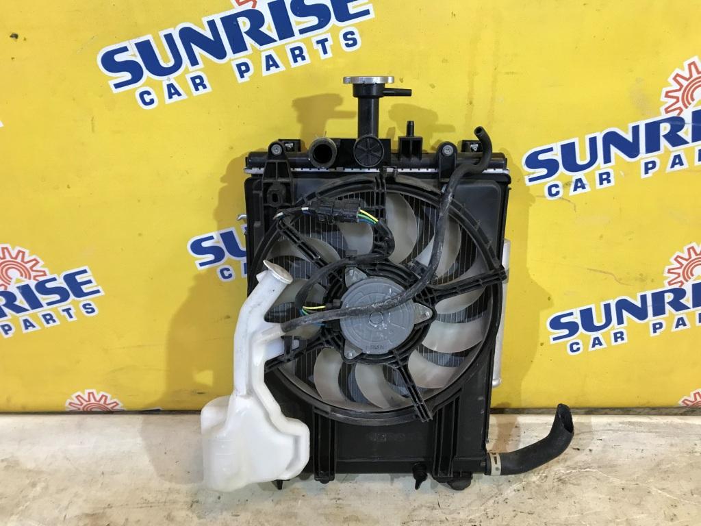 Радиатор NISSAN DAYZ ROOX B21A 2 ракурс