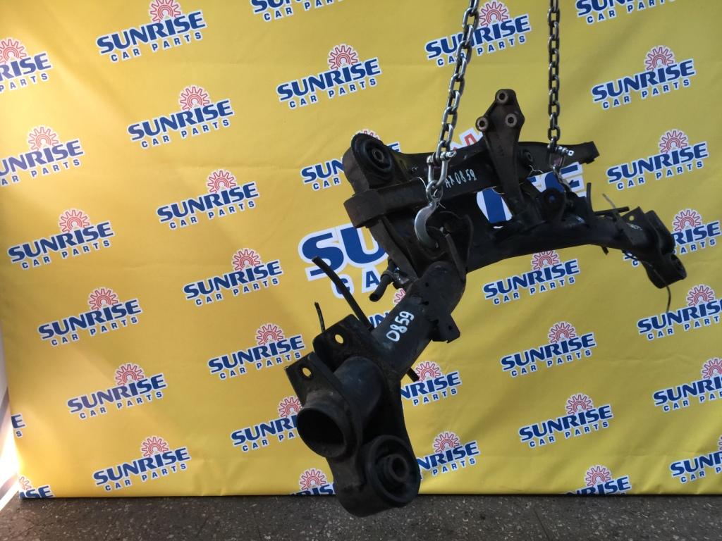 Балка задняя MITSUBISHI GRANDIS NA4W 2 ракурс