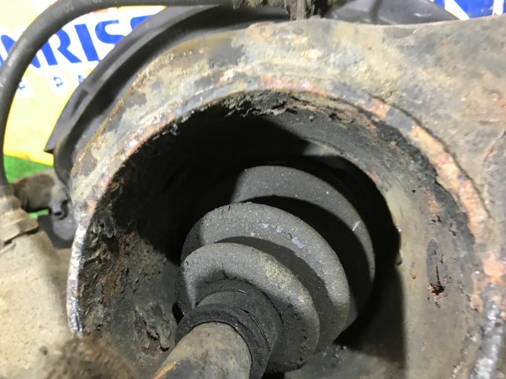 Ступица левая задняя MITSUBISHI GRANDIS NA4W 5 ракурс