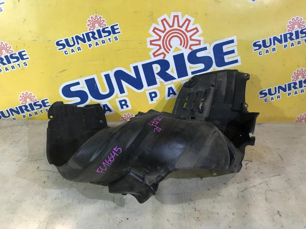 Подкрылок левый передний  TOYOTA CROWN JZS171 1 ракурс