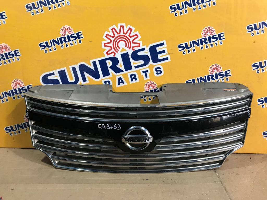 Решетка радиатора NISSAN ELGRAND PE52, PNE52, TE52, TNE52 1 ракурс