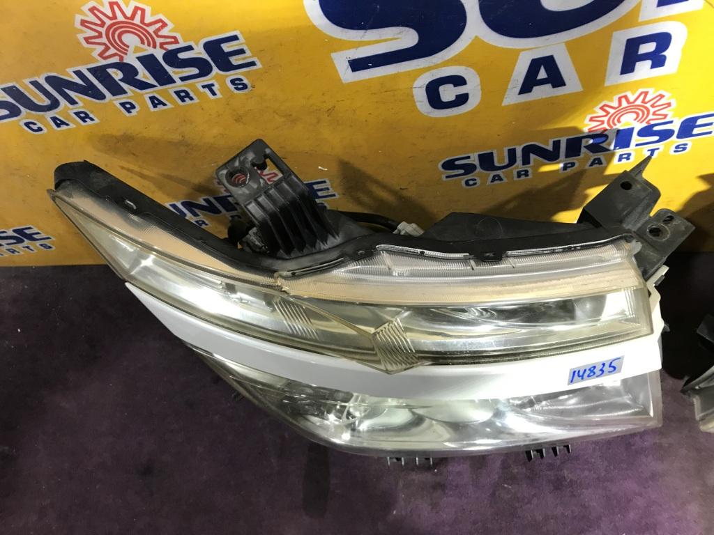 Фара NISSAN ELGRAND E52 10023009 3 ракурс