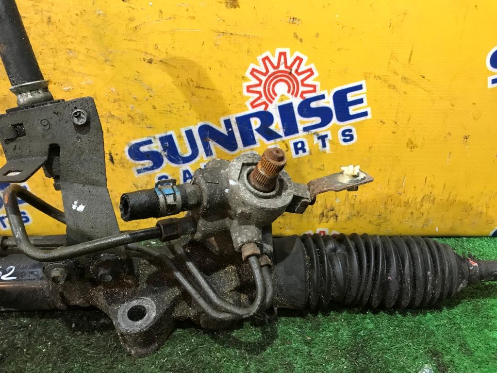 Рейка рулевая NISSAN ELGRAND TNE52 3 ракурс Рейка рулевая NISSAN ELGRAND TNE52 3 ракурс