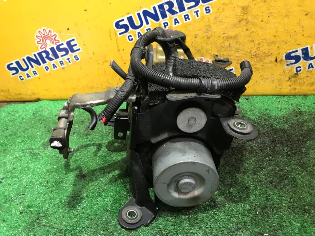 Насос гур NISSAN ELGRAND E52 3 ракурс