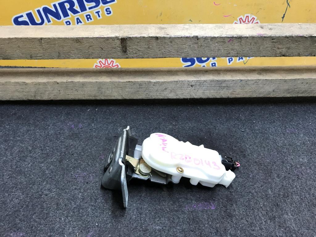 Замок 5-й двери MITSUBISHI GRANDIS NA4W 1 ракурс